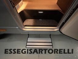ADRIA SONIC SUPREME EDITION 700 DL ALDE GARAGE 140 cv letti gemelli GAMMA 2025 FACE TO FACE pieno