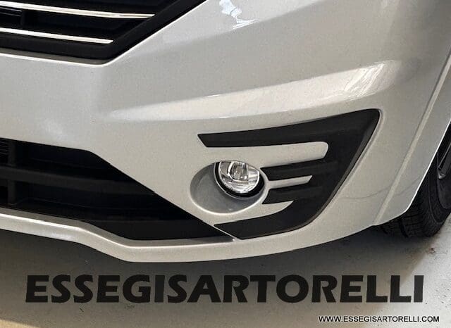 ADRIA SONIC SUPREME EDITION 700 DL ALDE GARAGE 140 cv letti gemelli GAMMA 2025 FACE TO FACE pieno