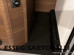ADRIA SONIC SUPREME EDITION 700 DL ALDE GARAGE 140 cv letti gemelli GAMMA 2025 FACE TO FACE pieno