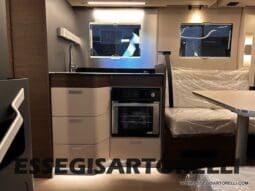 ADRIA SONIC SUPREME EDITION 700 DL ALDE GARAGE 140 cv letti gemelli GAMMA 2025 FACE TO FACE pieno