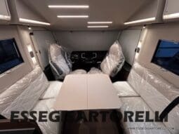 ADRIA SONIC SUPREME EDITION 700 DL ALDE GARAGE 140 cv letti gemelli GAMMA 2025 FACE TO FACE pieno