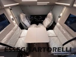 ADRIA SONIC SUPREME EDITION 700 DL ALDE GARAGE 140 cv letti gemelli GAMMA 2025 FACE TO FACE pieno