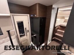 ADRIA SONIC SUPREME EDITION 700 DL ALDE GARAGE 140 cv letti gemelli GAMMA 2025 FACE TO FACE pieno