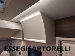 ADRIA SONIC SUPREME EDITION 700 DL ALDE GARAGE 140 cv letti gemelli GAMMA 2025 FACE TO FACE pieno