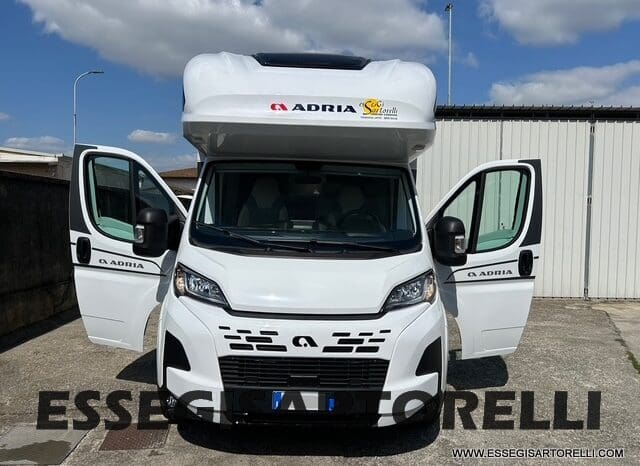 ADRIA NEW CORAL XL A 660 SL GAMMA 2025 LETTI GEMELLI NEW DUCATO MY 25 pieno
