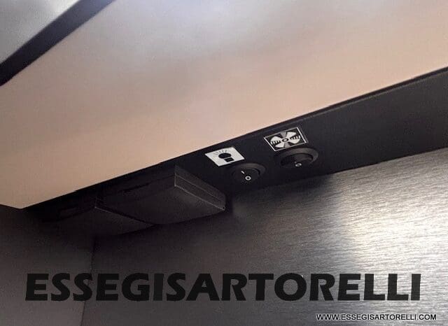 ADRIA SONIC SUPREME EDITION 700 DL ALDE GARAGE 140 cv letti gemelli GAMMA 2025 FACE TO FACE pieno