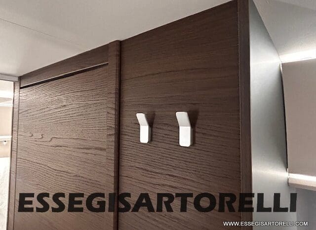 ADRIA SONIC SUPREME EDITION 700 DL ALDE GARAGE 140 cv letti gemelli GAMMA 2025 FACE TO FACE pieno