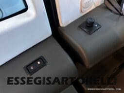 ADRIA SONIC SUPREME EDITION 700 DL ALDE GARAGE 140 cv letti gemelli GAMMA 2025 FACE TO FACE pieno