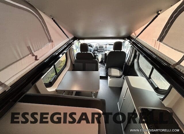 CAMPER PURO CON BAGNO FONT VENDOME X-CAPE XL km 5.438 145 CV POWER POPUP 2022 pieno
