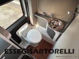 CAMPER PURO CON BAGNO FONT VENDOME X-CAPE XL km 5.438 145 CV POWER POPUP 2022 pieno