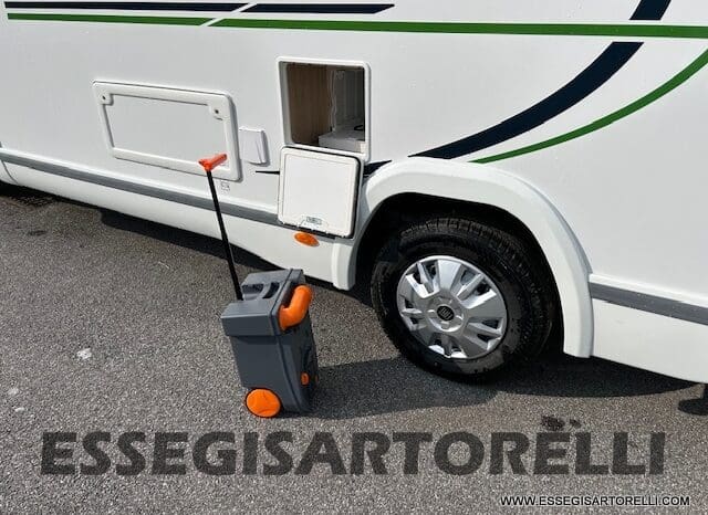 CHAUSSON NEW FIRST LINE FIAT C 727 LETTI GEMELLI GARAGE 6 POSTI OMOLOGATI pieno