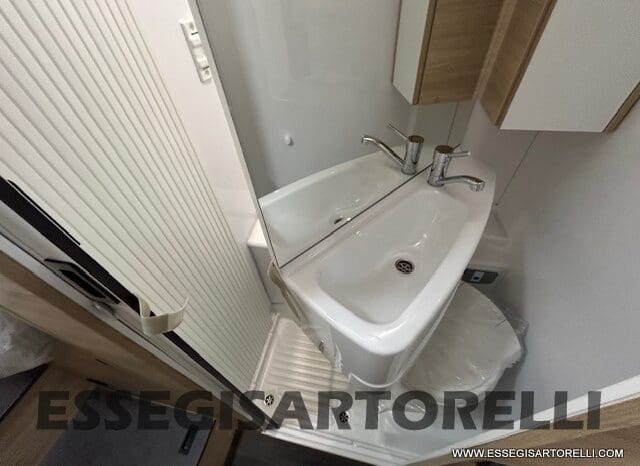 CHAUSSON NEW FIRST LINE FIAT C 727 LETTI GEMELLI GARAGE 6 POSTI OMOLOGATI pieno