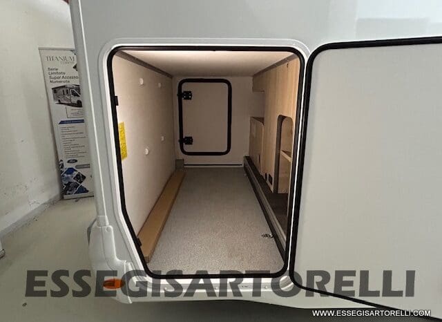 CHAUSSON NEW FIRST LINE FIAT C 727 LETTI GEMELLI GARAGE 6 POSTI OMOLOGATI pieno