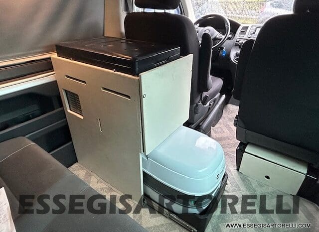 VOLKSWAGEN CALIFORNIA BEACH T5.1 + CAMPERIZZAZIONE 180 CV POWER 2014 KM 123.468 EURO 5 DPF FULL pieno