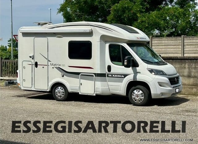 ADRIA MATRIX M 590 SG SEMINTEGRALE 598 CM BASCULANTE 2015 UNIPROPRIETARIO pieno