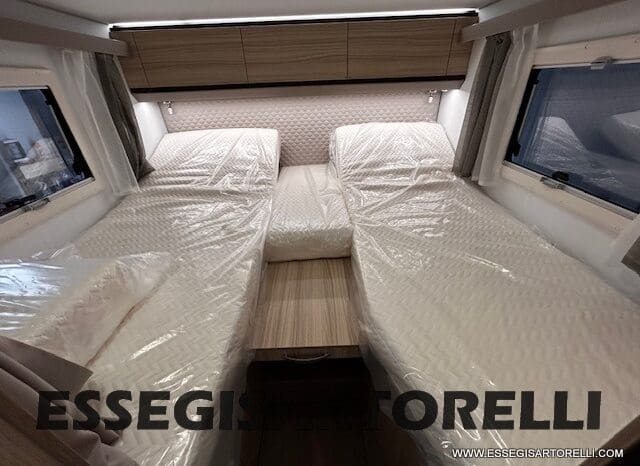 ADRIA COMPACT 60° SELECTION 600 DL AUTOMATICO SILVER 2025 GEMELLI GARAGE pieno