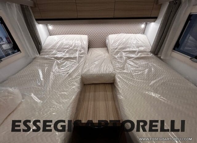 ADRIA COMPACT 60° SELECTION 600 DL AUTOMATICO SILVER 2025 GEMELLI GARAGE pieno