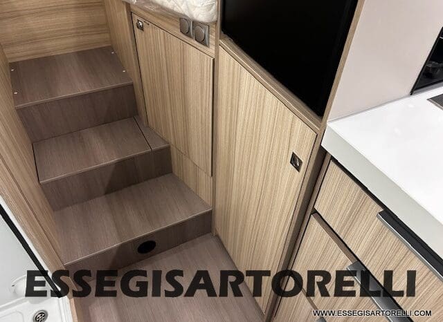 ADRIA COMPACT 60° SELECTION 600 DL AUTOMATICO SILVER 2025 GEMELLI GARAGE pieno