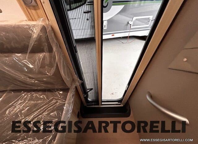 ADRIA COMPACT 60° SELECTION 600 DL AUTOMATICO SILVER 2025 GEMELLI GARAGE pieno
