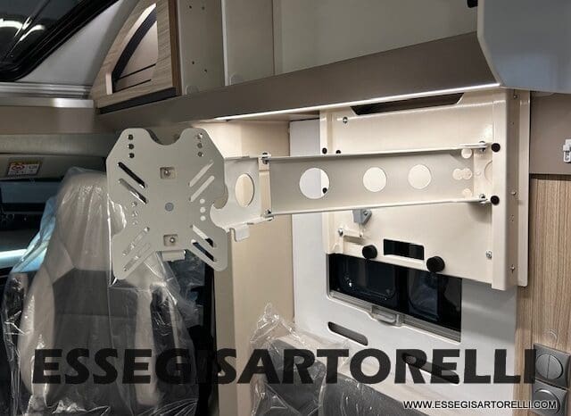 ADRIA COMPACT 60° SELECTION 600 DL AUTOMATICO SILVER 2025 GEMELLI GARAGE pieno