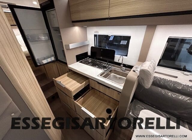 ADRIA COMPACT 60° SELECTION 600 DL AUTOMATICO SILVER 2025 GEMELLI GARAGE pieno