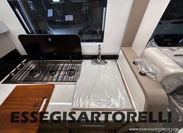 ADRIA COMPACT 60° SELECTION 600 DL AUTOMATICO SILVER 2025 GEMELLI GARAGE pieno