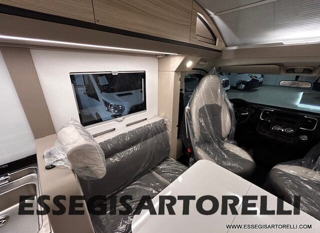 ADRIA COMPACT 60° SELECTION 600 DL AUTOMATICO SILVER 2025 GEMELLI GARAGE pieno