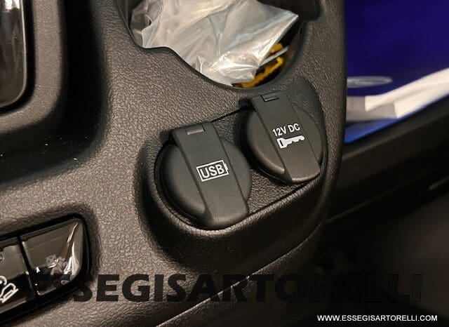 ADRIA COMPACT 60° SELECTION 600 DL AUTOMATICO SILVER 2025 GEMELLI GARAGE pieno
