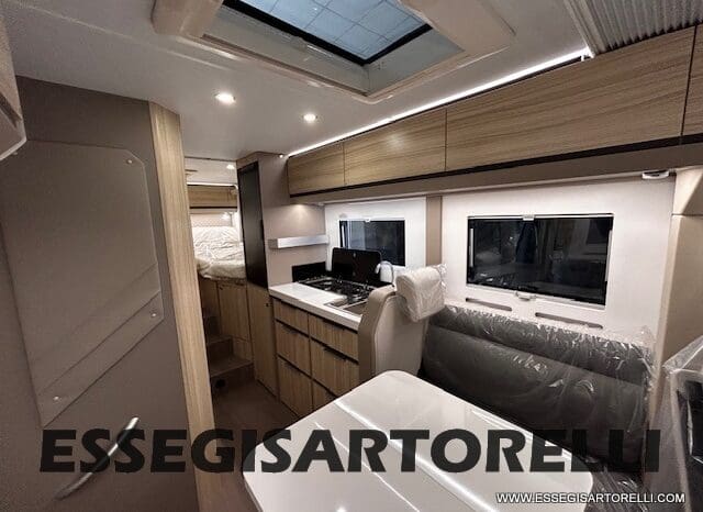 ADRIA COMPACT 60° SELECTION 600 DL AUTOMATICO SILVER 2025 GEMELLI GARAGE pieno