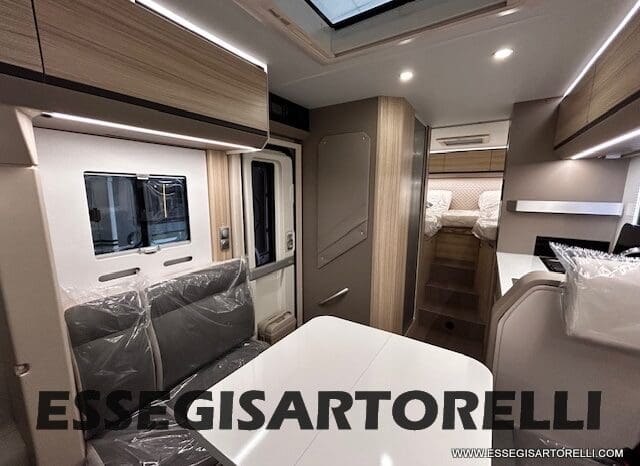 ADRIA COMPACT 60° SELECTION 600 DL AUTOMATICO SILVER 2025 GEMELLI GARAGE pieno