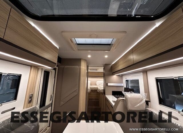 ADRIA COMPACT 60° SELECTION 600 DL AUTOMATICO SILVER 2025 GEMELLI GARAGE pieno