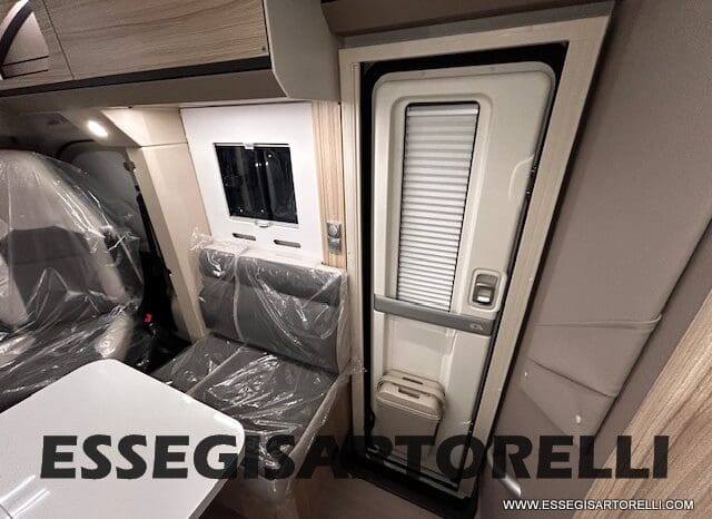 ADRIA COMPACT 60° SELECTION 600 DL AUTOMATICO SILVER 2025 GEMELLI GARAGE pieno