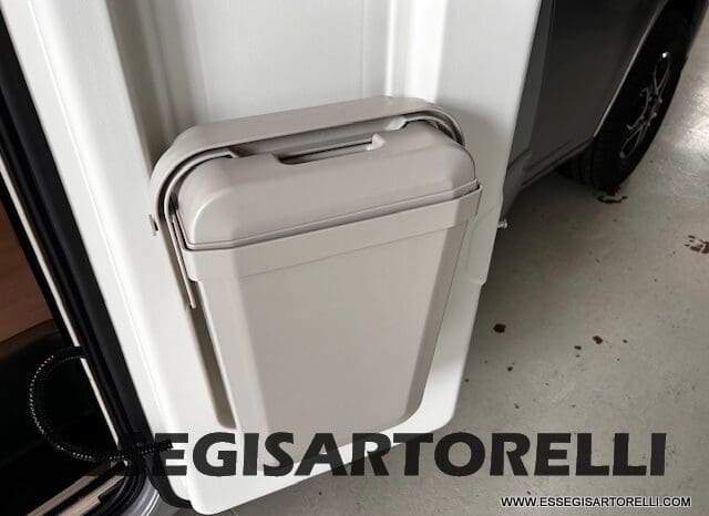 ADRIA COMPACT 60° SELECTION 600 DL AUTOMATICO SILVER 2025 GEMELLI GARAGE pieno