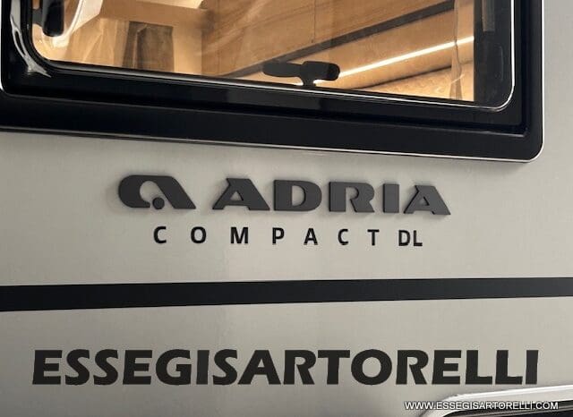 ADRIA COMPACT 60° SELECTION 600 DL AUTOMATICO SILVER 2025 GEMELLI GARAGE pieno