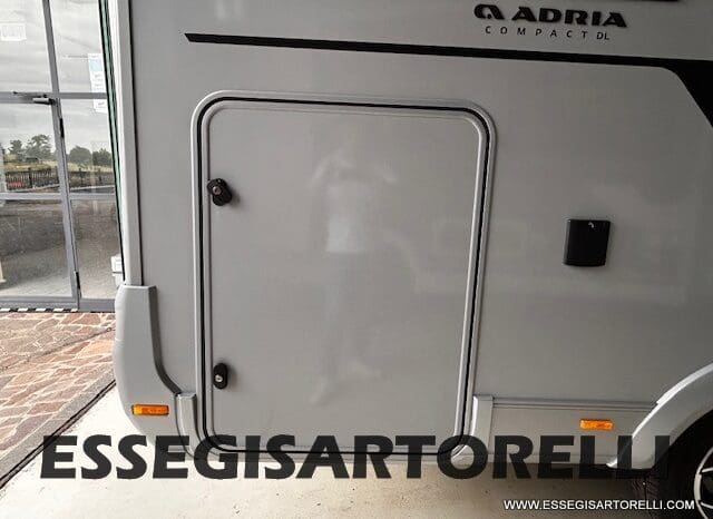 ADRIA COMPACT 60° SELECTION 600 DL AUTOMATICO SILVER 2025 GEMELLI GARAGE pieno