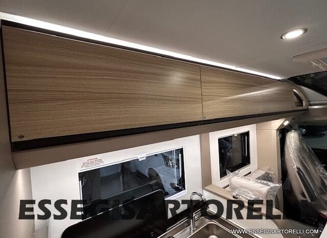 ADRIA COMPACT 60° SELECTION 600 DL AUTOMATICO SILVER 2025 GEMELLI GARAGE pieno