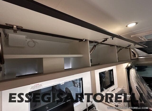 ADRIA COMPACT 60° SELECTION 600 DL AUTOMATICO SILVER 2025 GEMELLI GARAGE pieno