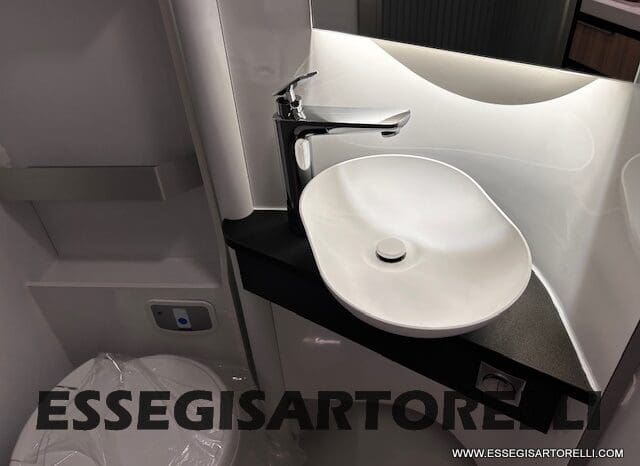 ADRIA COMPACT 60° SELECTION 600 DL AUTOMATICO SILVER 2025 GEMELLI GARAGE pieno