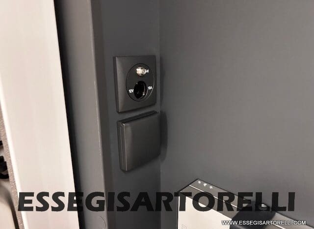 ADRIA MATRIX 60° SELECTION M 670 SL AUTOMATICO SILVER 2025 GEMELLI GARAGE BASCULANTE pieno