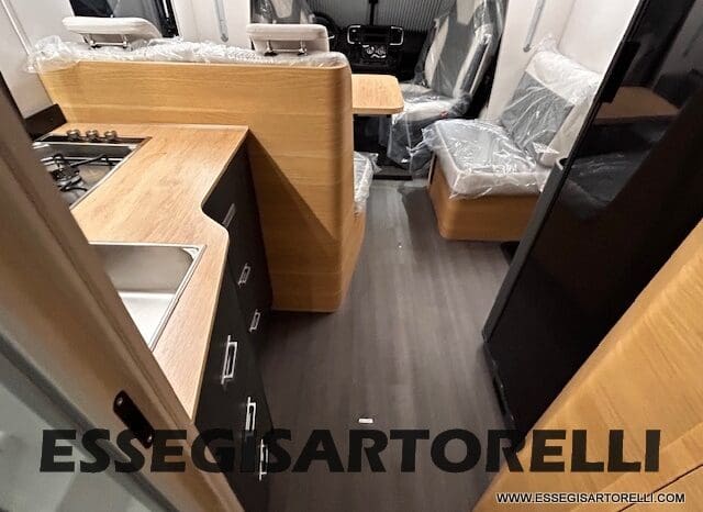 ADRIA MATRIX 60° SELECTION M 670 SL AUTOMATICO SILVER 2025 GEMELLI GARAGE BASCULANTE pieno