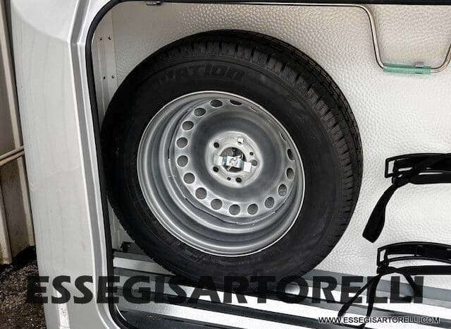 ADRIA ALTEA 60° SELECTION 552 PK VETRORESINA SILVER 2025 7 POSTI pieno