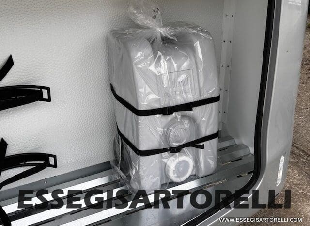 ADRIA ALTEA 60° SELECTION 552 PK VETRORESINA SILVER 2025 7 POSTI pieno