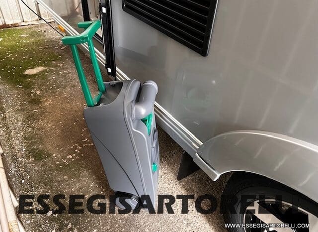 ADRIA ALTEA 60° SELECTION 552 PK VETRORESINA SILVER 2025 7 POSTI pieno