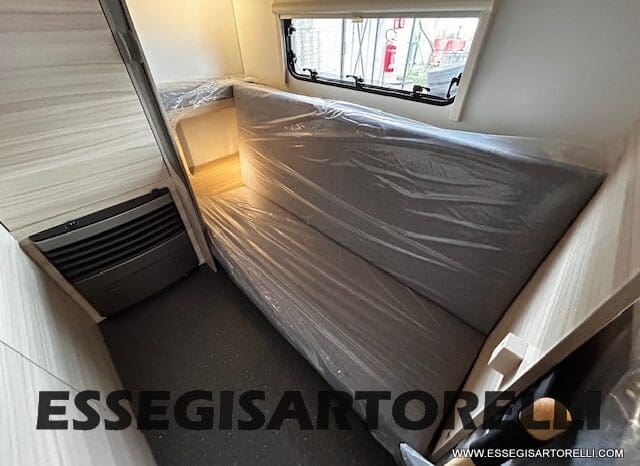 ADRIA ALTEA 60° SELECTION 552 PK VETRORESINA SILVER 2025 7 POSTI pieno
