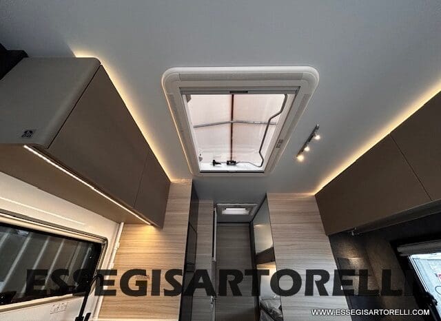ADRIA ALTEA 60° SELECTION 552 PK VETRORESINA SILVER 2025 7 POSTI pieno
