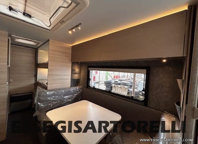 ADRIA ALTEA 60° SELECTION 552 PK VETRORESINA SILVER 2025 7 POSTI pieno