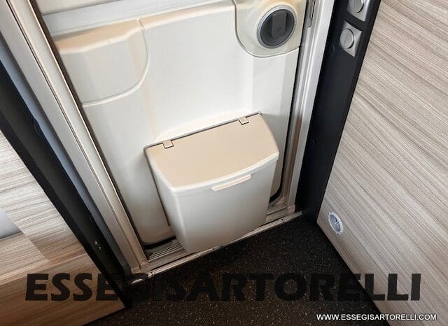 ADRIA ALTEA 60° SELECTION 552 PK VETRORESINA SILVER 2025 7 POSTI pieno
