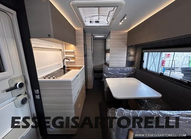 ADRIA ALTEA 60° SELECTION 552 PK VETRORESINA SILVER 2025 7 POSTI pieno