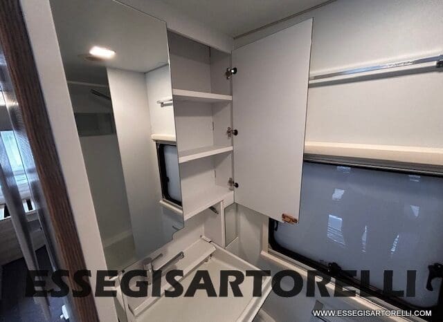 ADRIA ALTEA 60° SELECTION 552 PK VETRORESINA SILVER 2025 7 POSTI pieno
