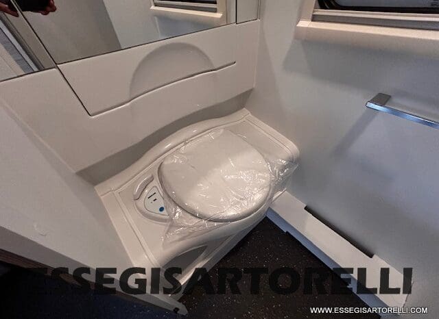 ADRIA ALTEA 60° SELECTION 552 PK VETRORESINA SILVER 2025 7 POSTI pieno